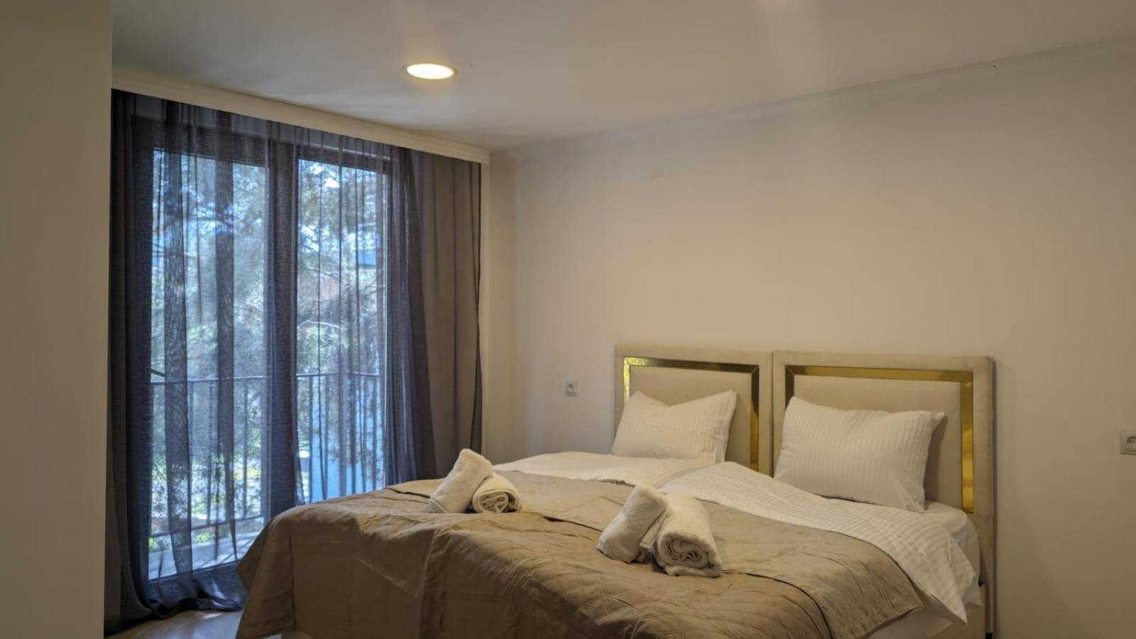 Shara Hotel Mestia Exterior photo